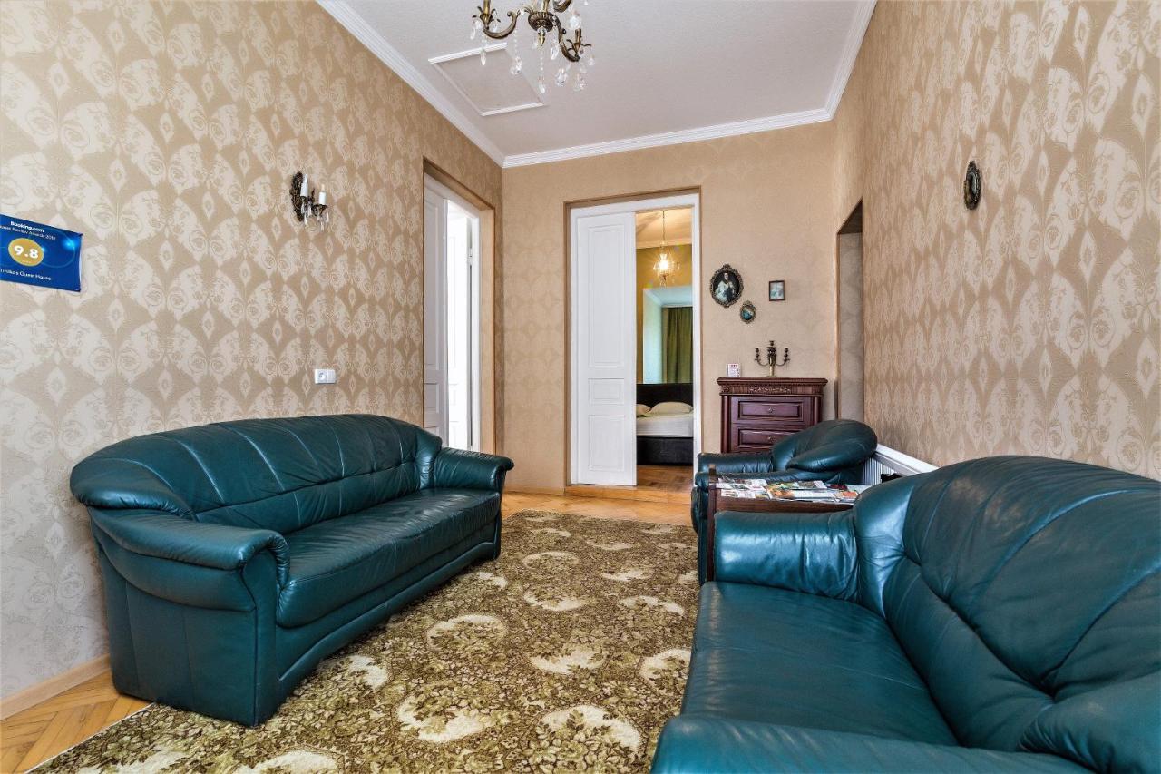 Tinikos Guest House Telavi Bagian luar foto